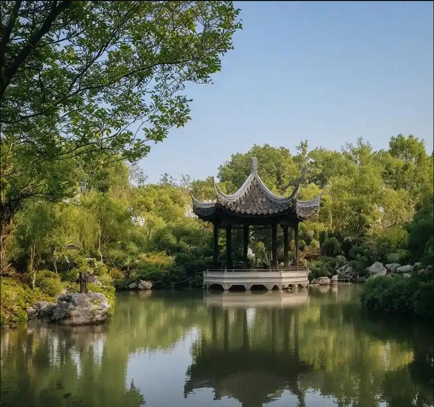 陕西浮夸餐饮有限公司